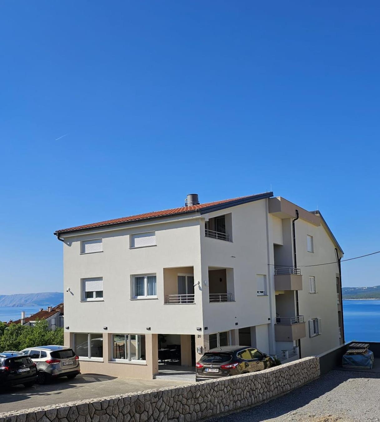 Apartments Karalic Ll ツリクヴェニツァ エクステリア 写真